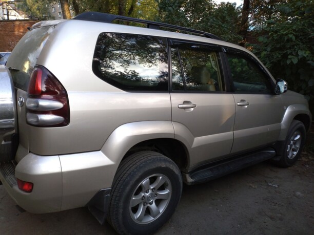 Toyota Land Cruiser Prado J120, 7 мест, 2005 г.