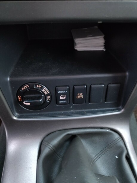 Nissan Pathfinder R51, 7 мест, 2007 г.