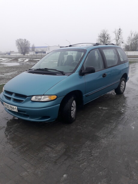 Dodge Caravan III, 7 мест, 1998 г.