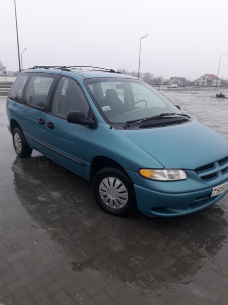 Dodge Caravan III, 7 мест, 1998 г.
