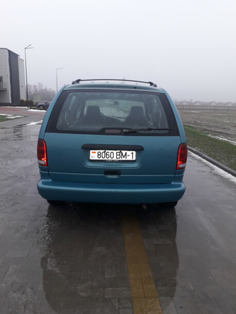 Dodge Caravan III, 7 мест, 1998 г.