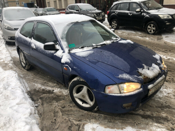 Mitsubishi Colt V, 1996 г.