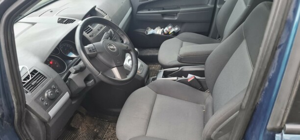 Opel Zafira B, 7 мест, 2007 г.