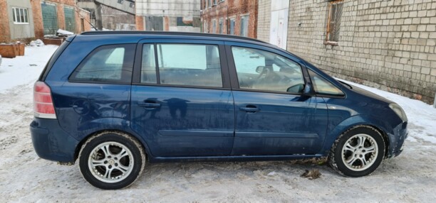 Opel Zafira B, 7 мест, 2007 г.