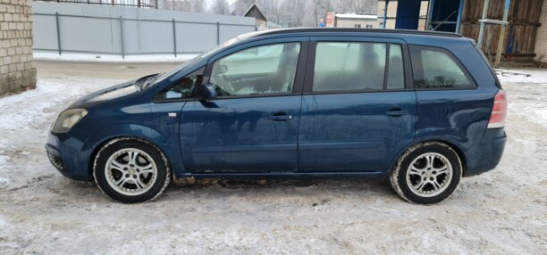 Opel Zafira B, 7 мест, 2007 г.