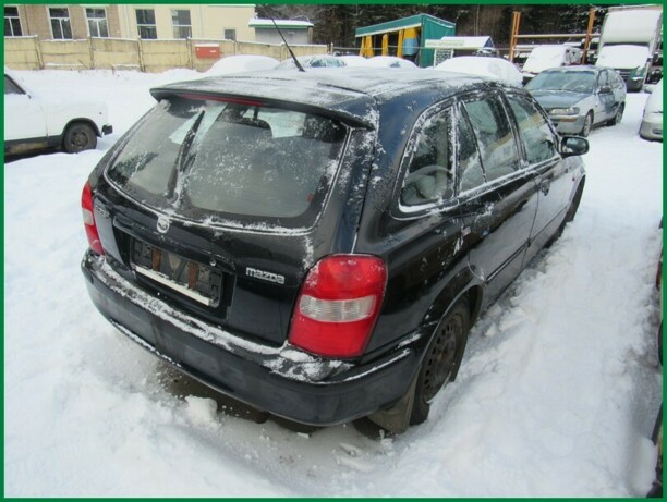 Mazda 323F, 1998 г.