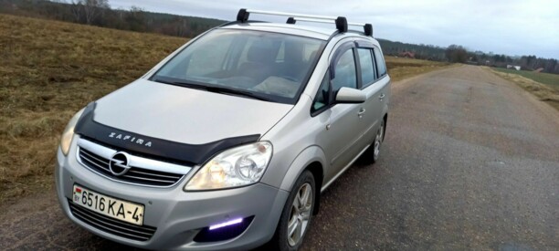 Opel Zafira B · Рестайлинг, 7 мест, 2009 г.