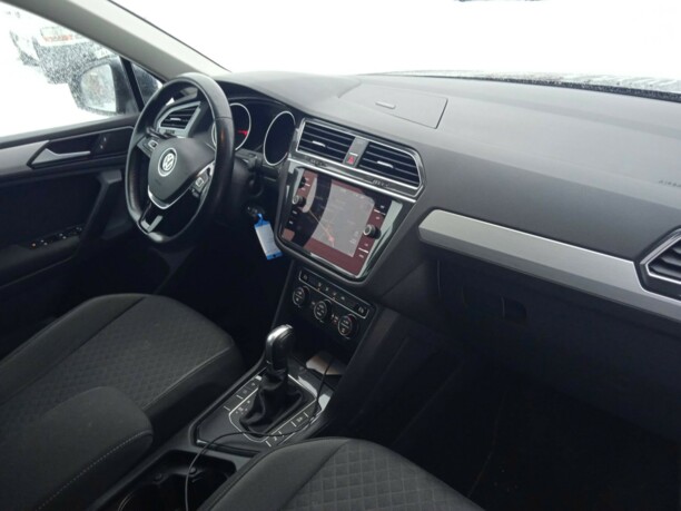 Volkswagen Tiguan II, 2017 г.