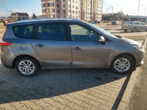 Renault Grand Scenic III · 2-й рестайлинг, 7 мест, 2014 г.