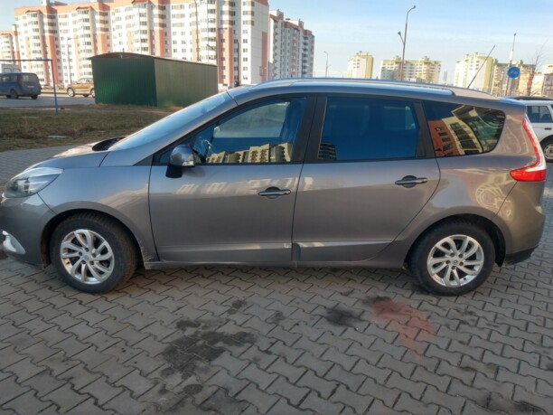 Renault Grand Scenic III · 2-й рестайлинг, 7 мест, 2014 г.