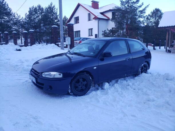 Mitsubishi Colt V, 1998 г.
