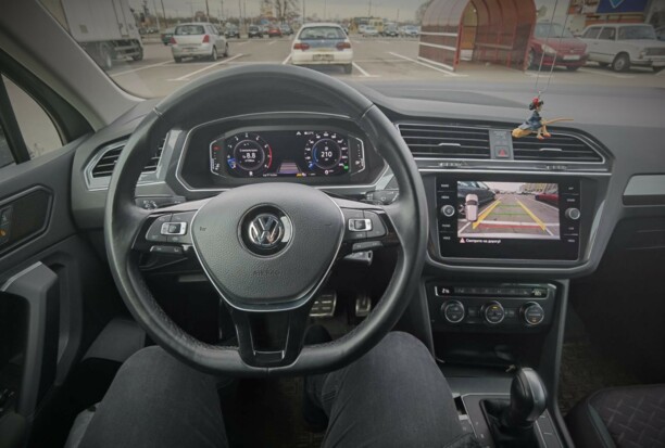 Volkswagen Tiguan II, 2019 г.