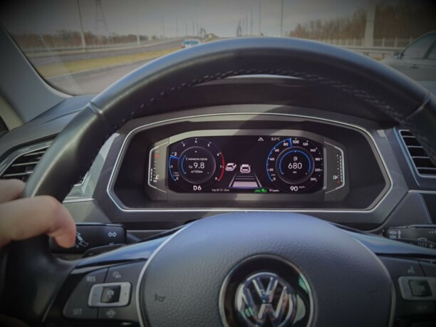 Volkswagen Tiguan II, 2019 г.