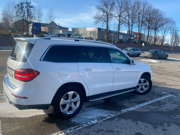 Mercedes-Benz GLS X166, 7 мест, 2017 г.