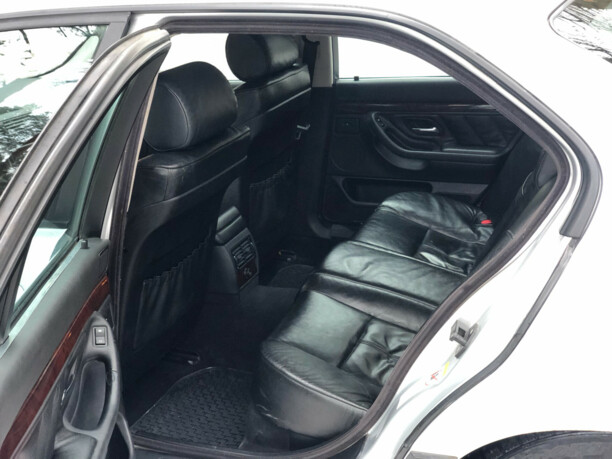 BMW 7 серия E38, 2000 г.