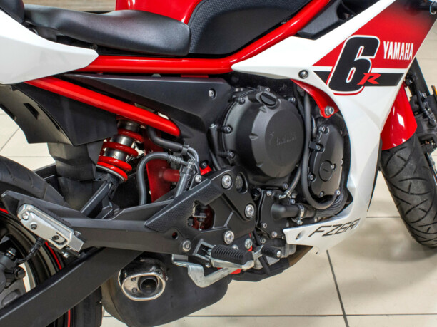 Yamaha FZ 6R, 2014 г.