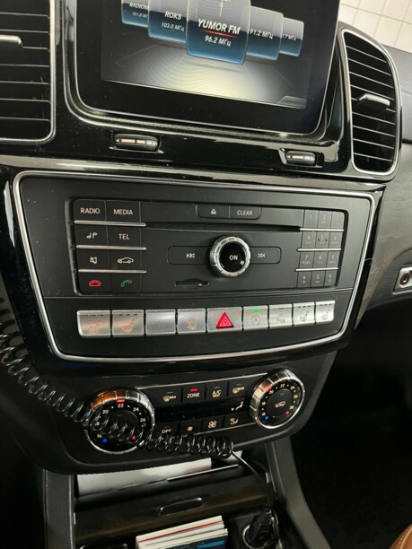 Mercedes-Benz GLE W166, 2017 г.