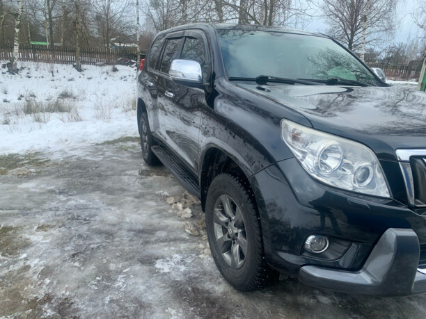 Toyota Land Cruiser Prado J150, 7 мест, 2011 г.