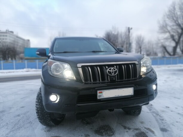 Toyota Land Cruiser Prado J150, 7 мест, 2010 г.
