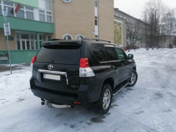Toyota Land Cruiser Prado J150, 7 мест, 2010 г.