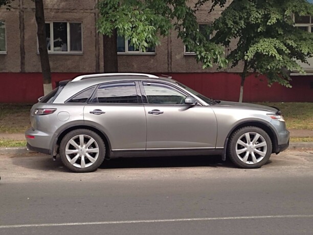 Infiniti FX I, 2003 г.