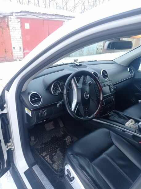 Mercedes-Benz GL-Класс X164 (Рестайлинг), 7 мест, 2010 г.