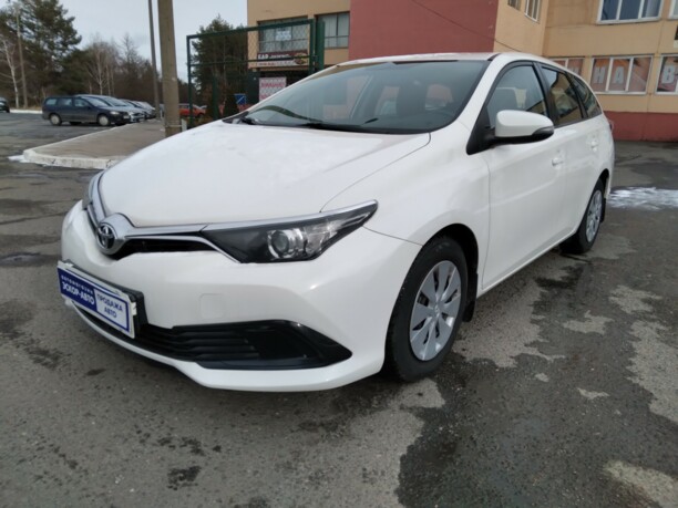 Toyota Auris II (E180) · Рестайлинг, 2016 г.