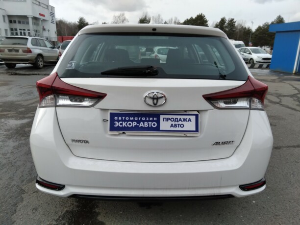 Toyota Auris II (E180) · Рестайлинг, 2016 г.