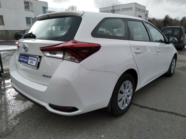 Toyota Auris II (E180) · Рестайлинг, 2016 г.