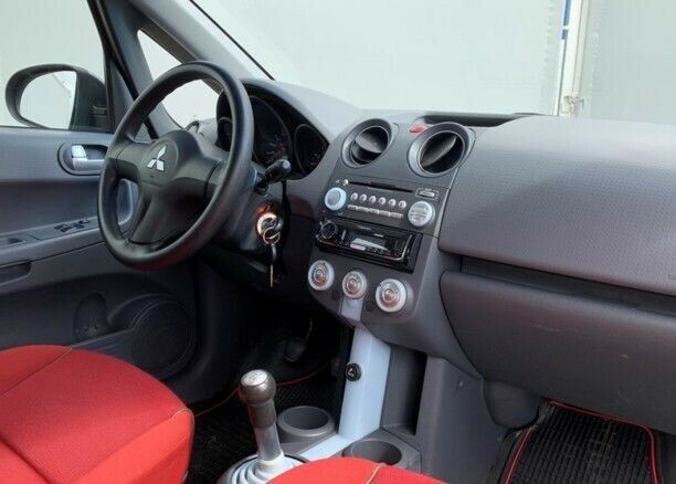 Mitsubishi Colt VI, 2005 г.