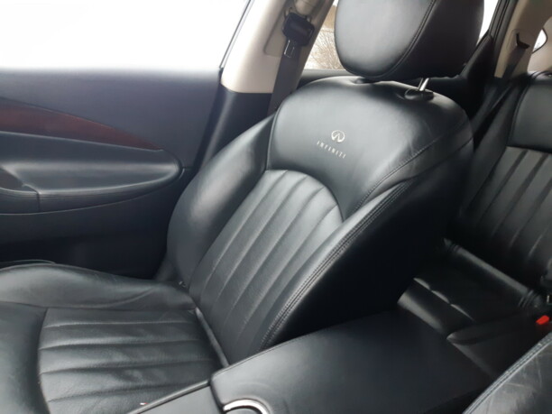 Infiniti EX, 2010 г.