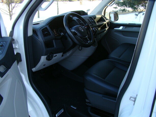 Volkswagen Caravelle T6, 2017 г.
