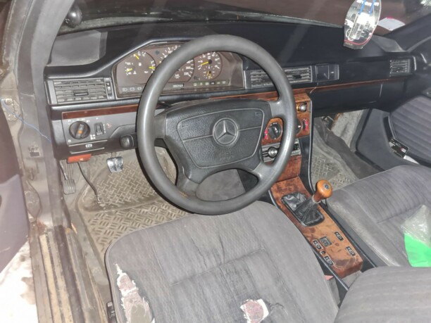 Mercedes-Benz E-Класс W124, S124, C124, A124, 1993 г.