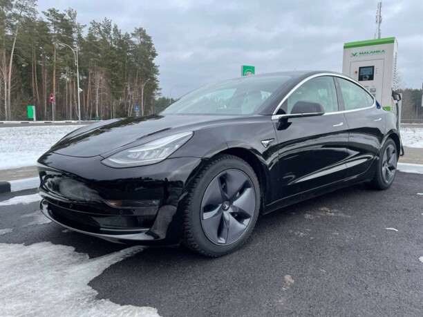 Tesla Model 3, 2020 г.