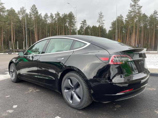 Tesla Model 3, 2020 г.