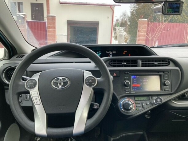 Toyota Prius C I, 2014 г.