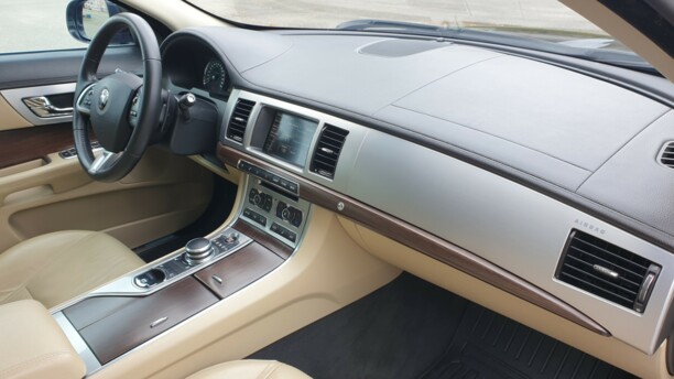 Jaguar XF X250 · Рестайлинг, 2014 г.