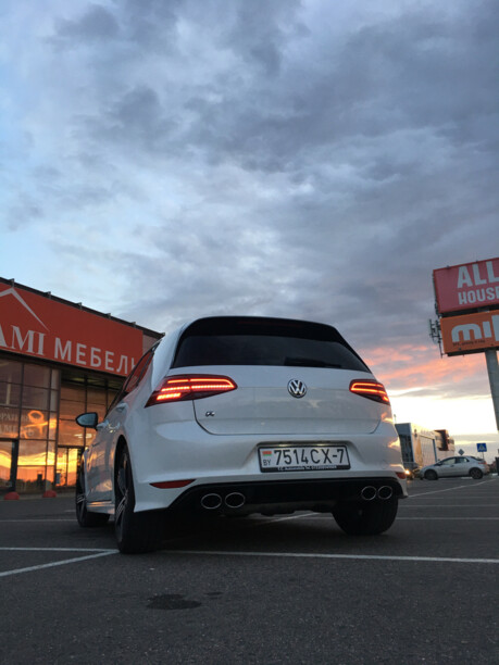 Volkswagen Golf R VII, 2015 г.
