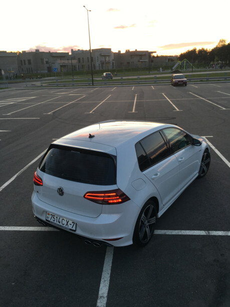 Volkswagen Golf R VII, 2015 г.