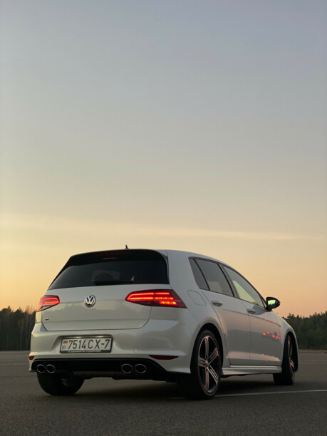 Volkswagen Golf R VII, 2015 г.