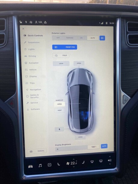 Tesla Model S I, 2015 г.
