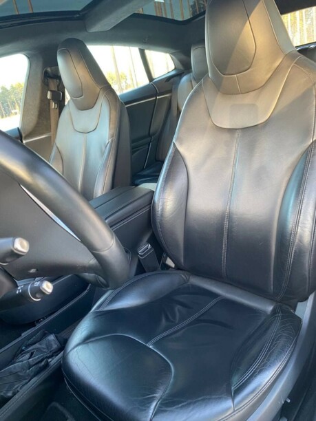 Tesla Model S I, 2015 г.