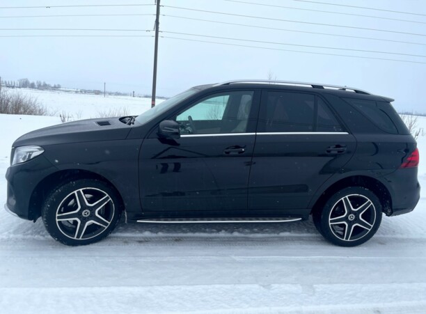 Mercedes-Benz GLE W166, 2017 г.