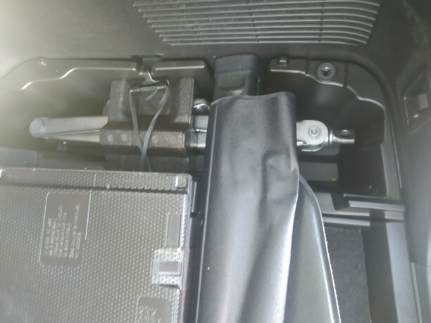 Toyota Highlander II (XU40) · Рестайлинг, 7 мест, 2013 г.