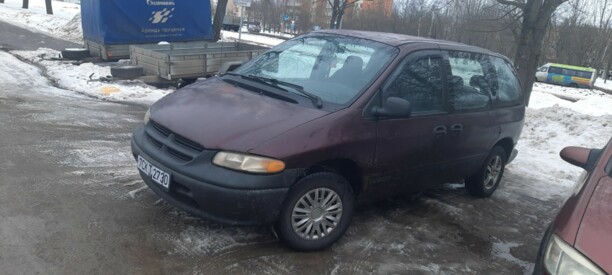 Dodge Caravan III, 7 мест, 2000 г.