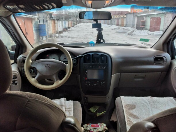 Dodge Grand Caravan IV, 7 мест, 2002 г.
