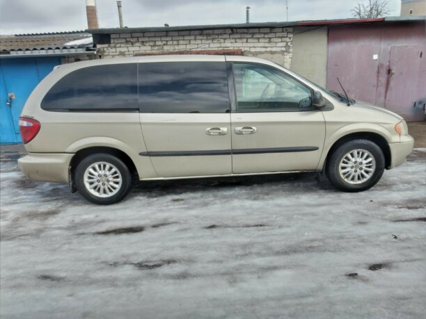 Dodge Grand Caravan IV, 7 мест, 2002 г.