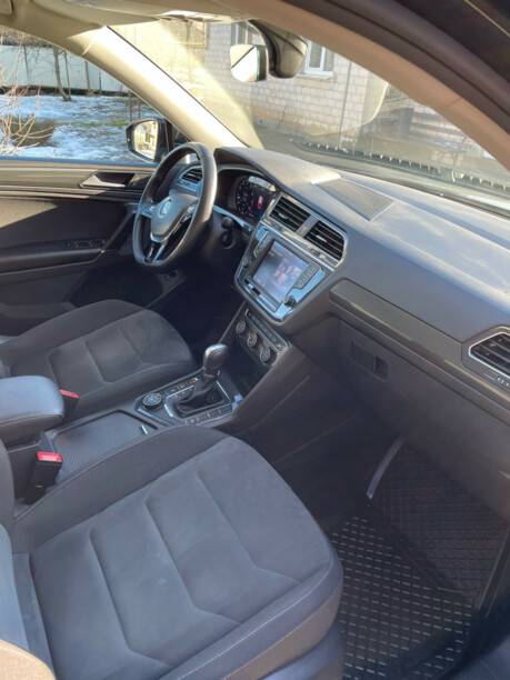 Volkswagen Tiguan II, 2017 г.