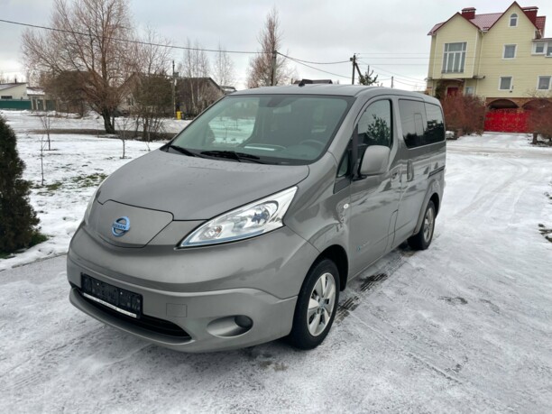 Nissan NV200, 2018 г.