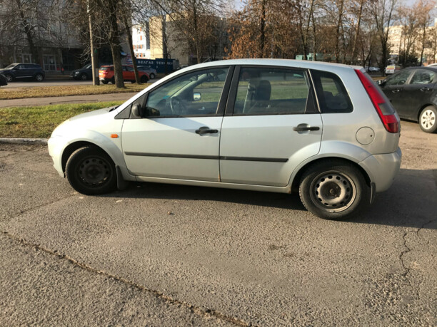 Ford Fiesta V, 2004 г.